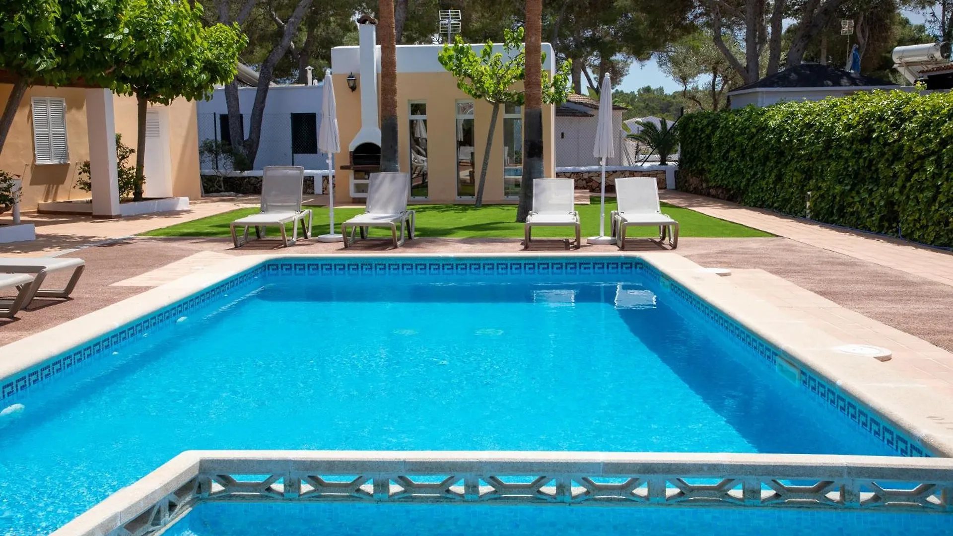 Apartamentos Island Cala'N Blanes  Apartment